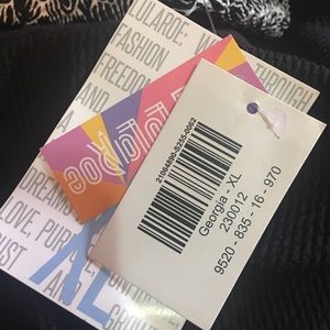 LuLaRoe Dresses - Lu La Roe “Georgia” dress LuLaRoe Dresses - Lu La Roe “Georgia” dress